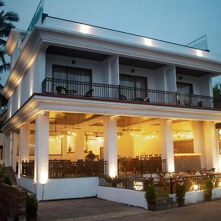 Hotel Altrude By The Sea Candolim Exterior foto